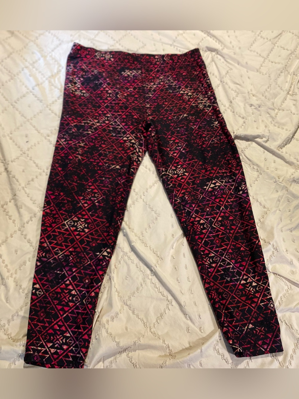 Faded Glory Pink and Black Geometric Print Leggings